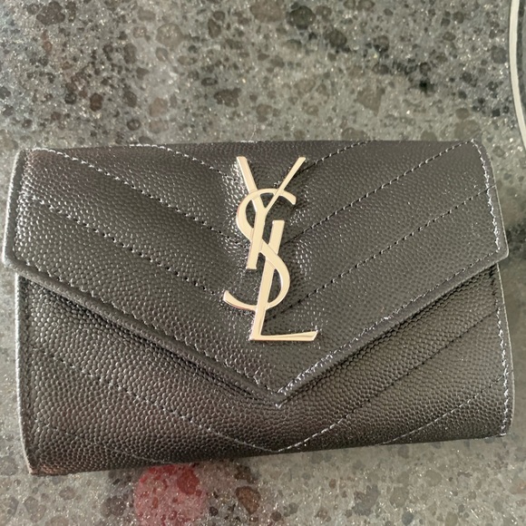 YSL WALLET - Picture 1 of 8